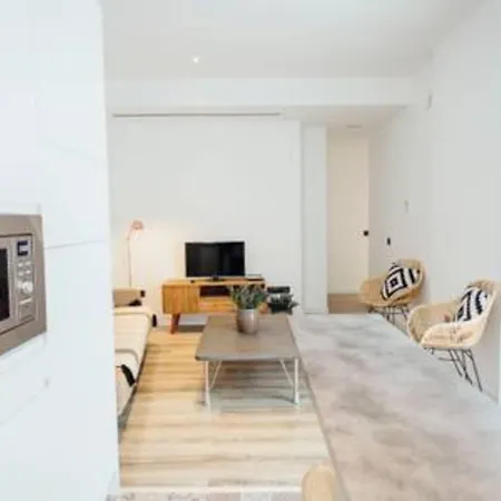 Cozy And Functional- 2bd 1bth - Alfalfa