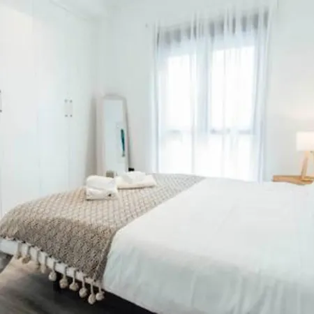 Apartment Cozy And Functional- 2bd 1bth - Alfalfa *